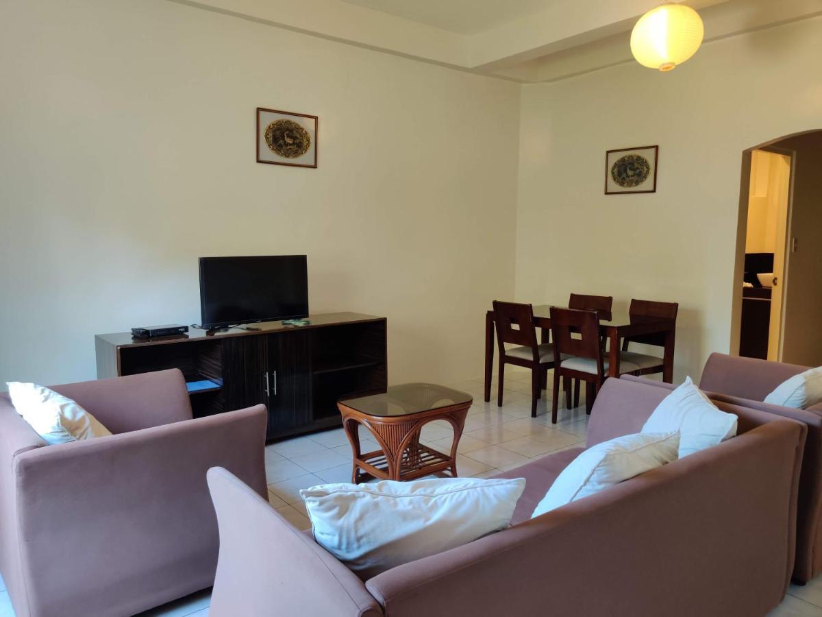 Red Knight Gardens Hotel Davao Ngoại thất bức ảnh