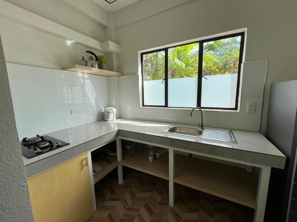 Red Knight Gardens Hotel Davao Ngoại thất bức ảnh