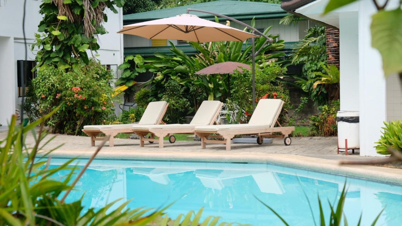 Red Knight Gardens Hotel Davao Ngoại thất bức ảnh