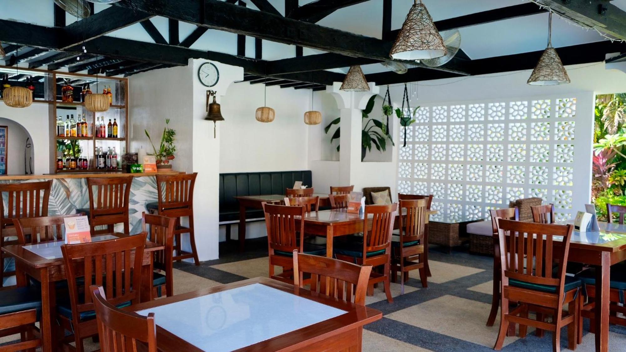 Red Knight Gardens Hotel Davao Ngoại thất bức ảnh